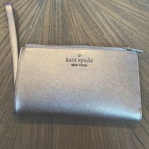 Rose Gold Kate Spade Wristlet Wallet